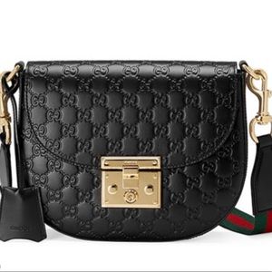 EXCLUSIVE GUCCI PURSE!!!